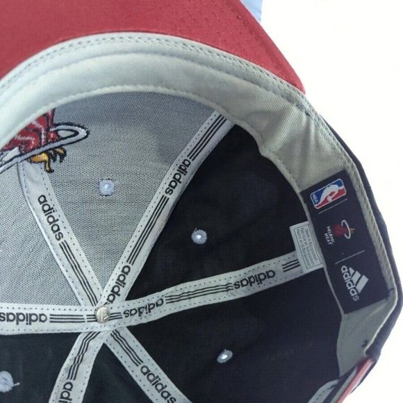 Vintage NBA Snap Back Miami Heat Adidas Hat / Cap - Mint Condition - Picture 6 of 7